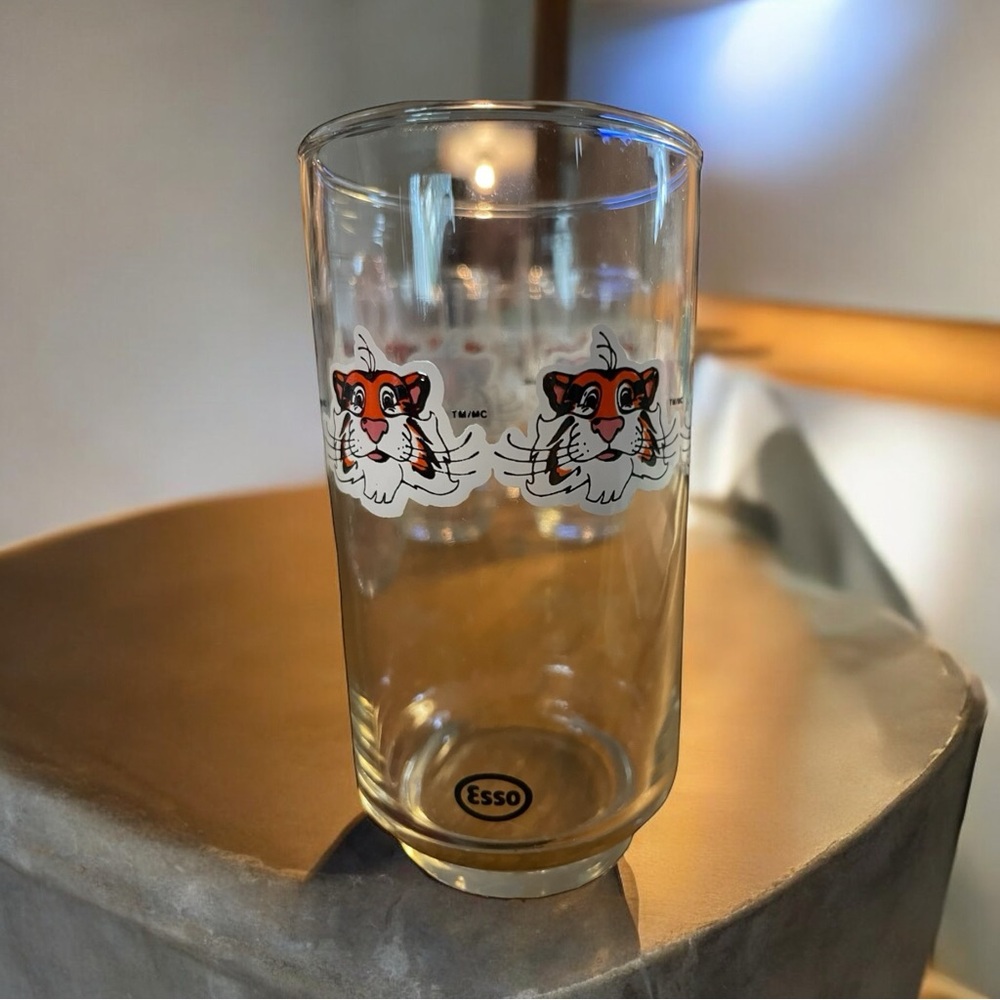 Vintage Set  8 Esso Tiger Tumbler Glass 10oz. 5 1/4”  Circle Of Tigers 60’s Nice